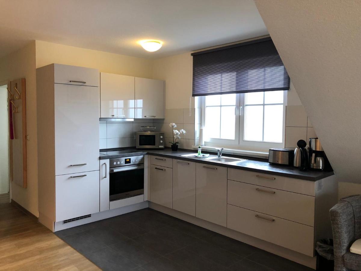 Ferienwohnung "Kranich" Im Ferien-Resort Ruegen Sagard Buitenkant foto
