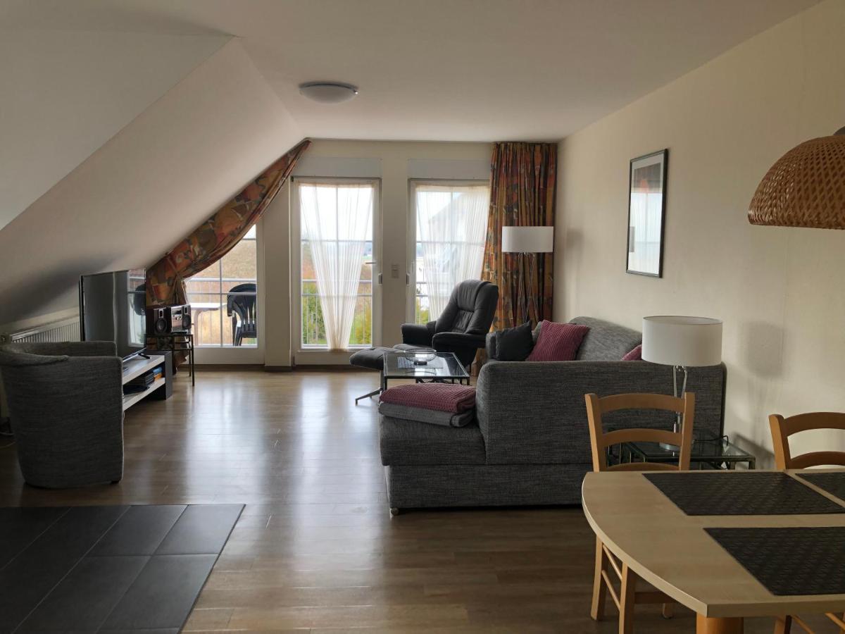 Ferienwohnung "Kranich" Im Ferien-Resort Ruegen Sagard Buitenkant foto