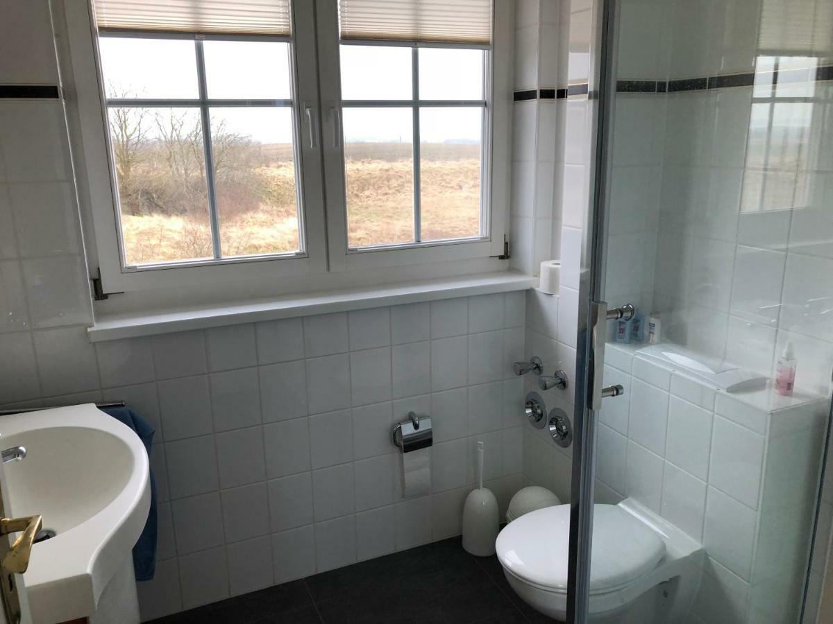 Ferienwohnung "Kranich" Im Ferien-Resort Ruegen Sagard Buitenkant foto